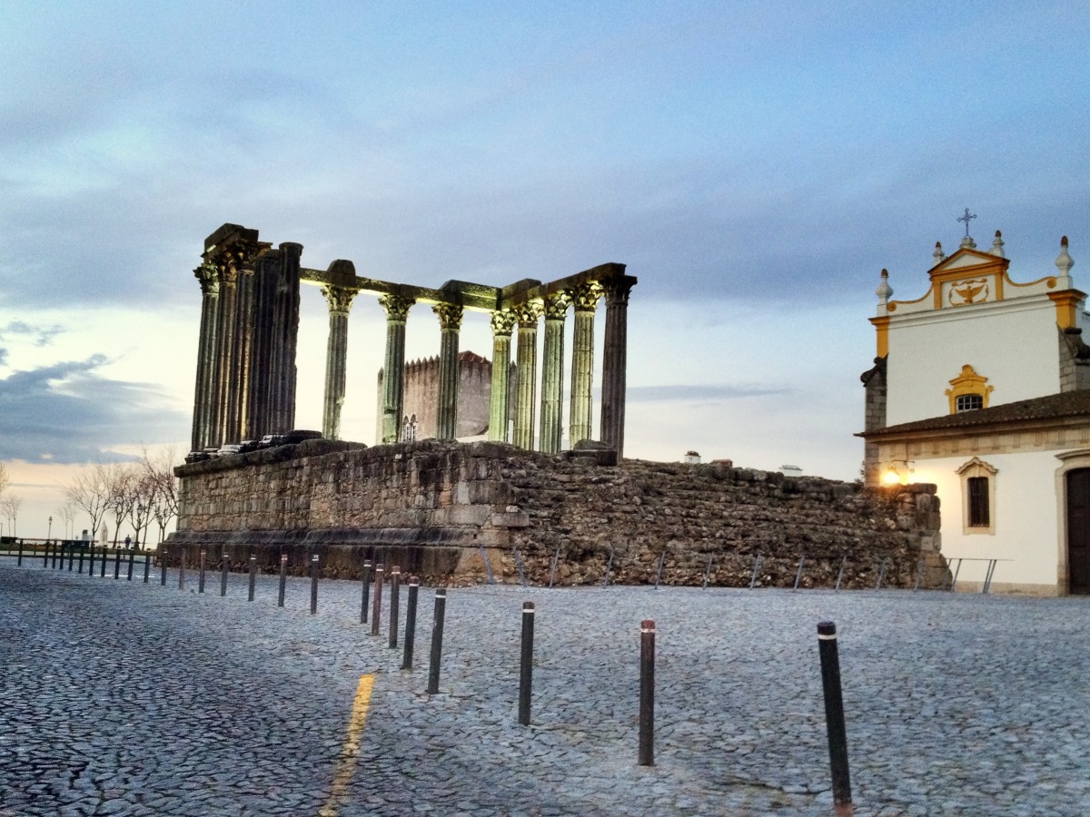 evora alentejo temple templo tour