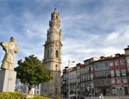 porto torre igreja clerigos tower church oporto portugal travel