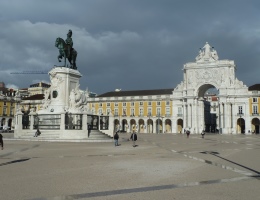 praca comercio terreiro paco edit lisbon passeio privado portugal